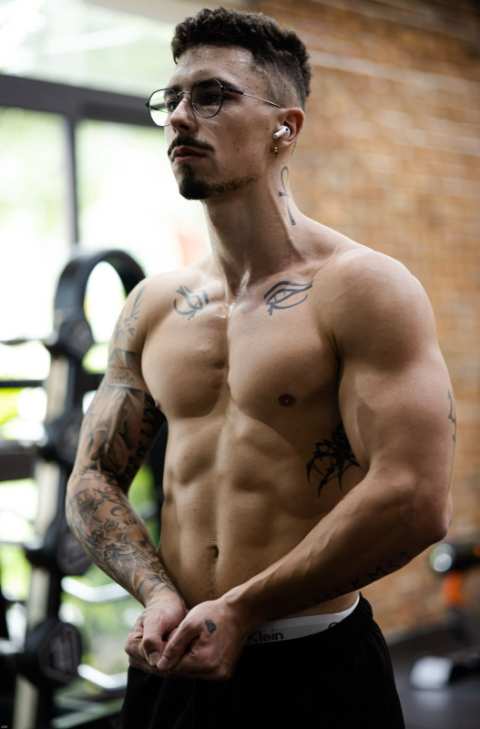 Melvin aujourd'hui, physique